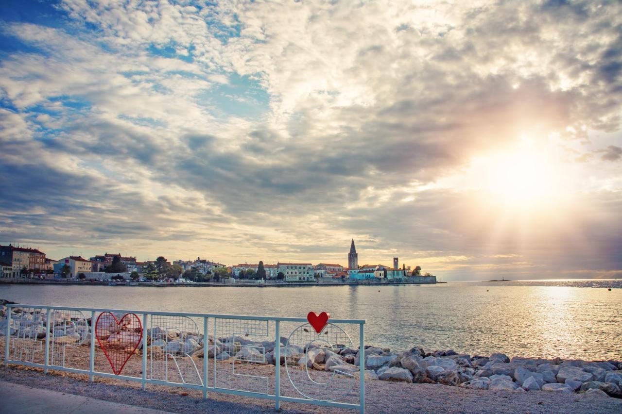Appartement Sea Star With Stunning Sea View à Poreč Extérieur photo