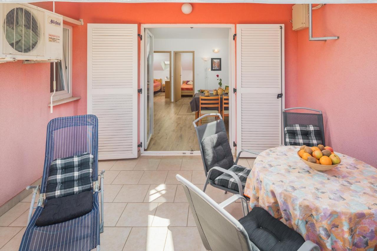 Appartement Sea Star With Stunning Sea View à Poreč Extérieur photo