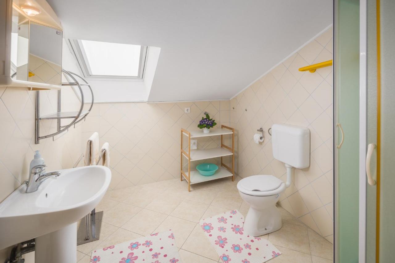 Appartement Sea Star With Stunning Sea View à Poreč Extérieur photo